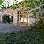 Les Granges De La Machardie